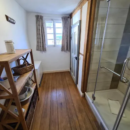 Hébergement de vacances Fachwerk Ferienhaus Am Moselstausee 6 *