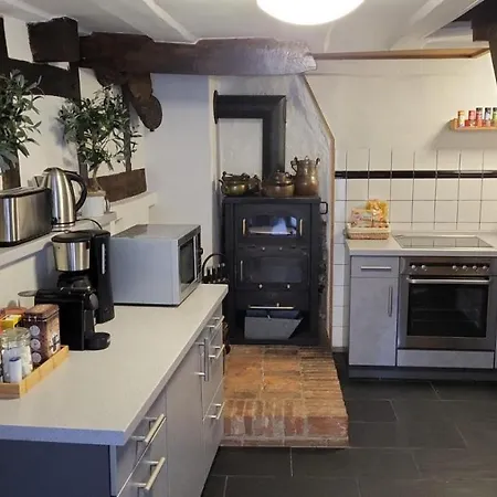 Hébergement de vacances Fachwerk Ferienhaus Am Moselstausee 6 *