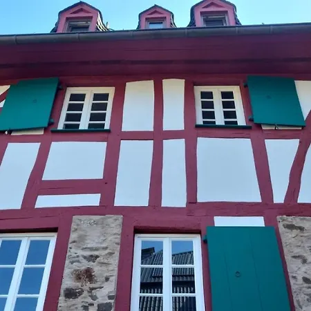 Fachwerk Ferienhaus Am Moselstausee 6 *